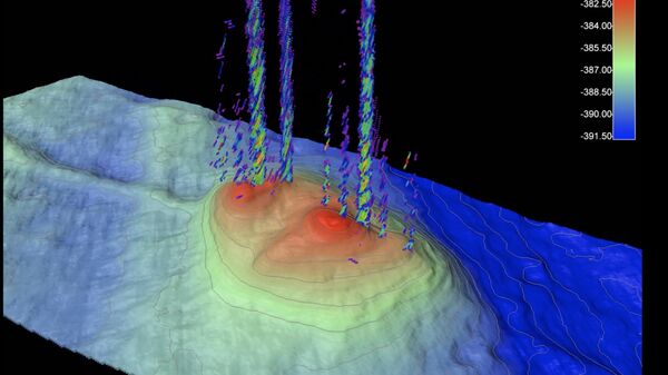 Метановый морозный бугор на дне Баренцева моря, находящийся в критическом состоянии