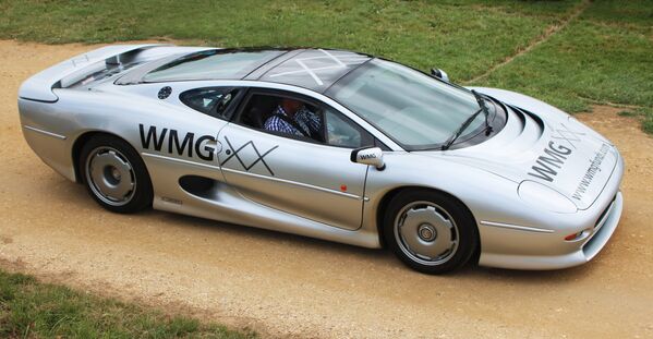 Автомобиль Jaguar XJ220 TWR