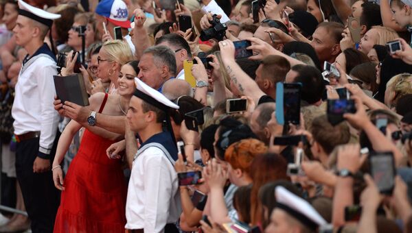 Актриса Марина Александрова на торжественной церемонии открытия 28-го Открытого российского кинофестиваля Кинотавр в Сочи