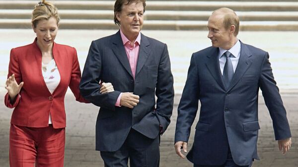 Президент РФ Владимир Путин во время встречи в Кремле с легендарным певцом и композитором Полом Маккартни и его супругой Хизер