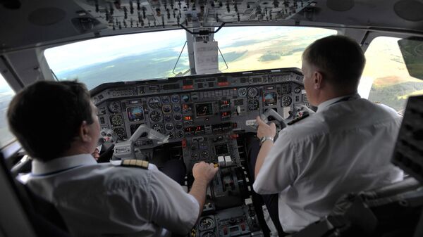 Кабина пилотов нового самолета авиакомпании РусЛайн Embraer-120