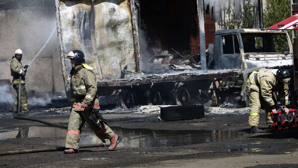 Пожар на складе в Ярославской области. 9 июня 2017