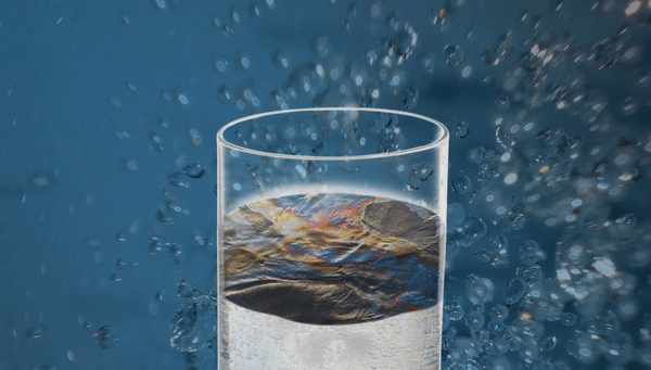 Ученые создали наночастицы, позволяющие очищать воду от нефти при помощи магнитов