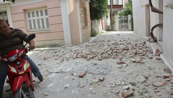 Последствия землетрясения на острове Лесбос, Греция. 12 июня 2017