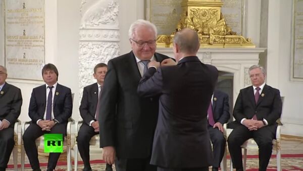 Путин в День России вручает государственные премии в Кремле