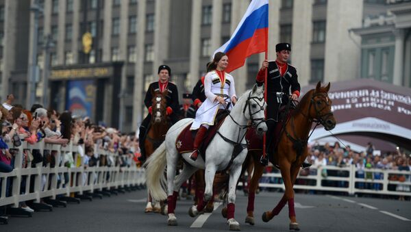 Всадники Кремлевской школы верховой езды во время праздника в честь Дня России. Архивное фото