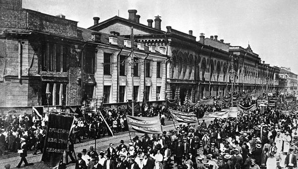 Июльская демонстрация 1917 года в Петрограде под лозунгом Вся власть Советам