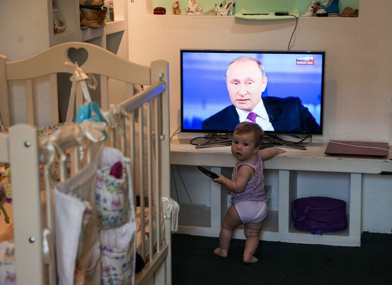 Трансляция Прямой линии с Владимиром Путиным. 15 июня 2017 Трансляция Прямой линии с Владимиром Путиным. 15 июня 2017