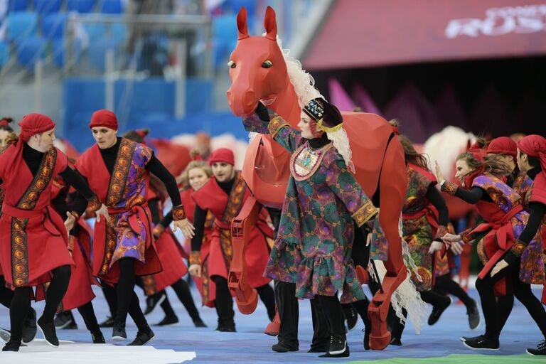 Артисты на церемонии открытия Кубка конфедераций-2017 в Санкт-Петербурге. 17 июня 2017