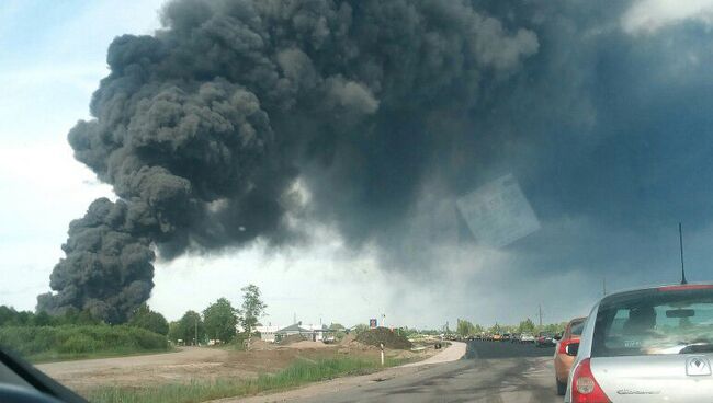 Крупный пожар на свалке в Юрмале