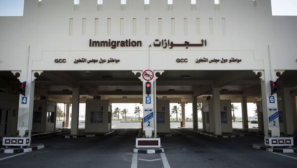 Пропускной пункт на закрытой границе между Катаром и Саудовской Аравией. Архивное фото