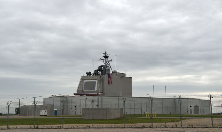 Американская наземная система противоракетной обороны Aegis Ashore на военной базе в Девеселу, Румыния Американская наземная система противоракетной обороны Aegis Ashore на военной базе в Девеселу, Румыния