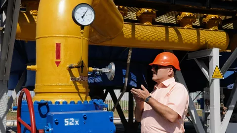 Сотрудник компании Нафтогаз