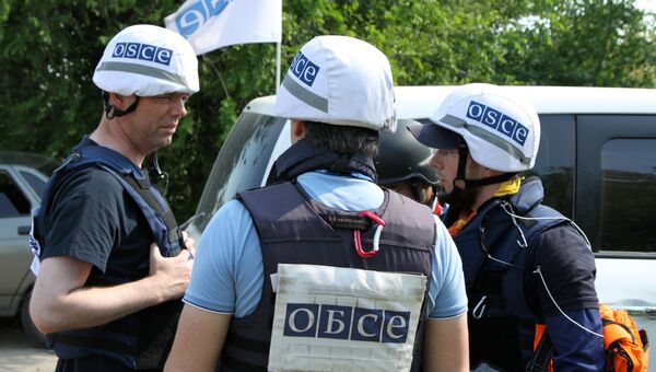Наблюдатели ОБСЕ в Донбассе. Архивное фото