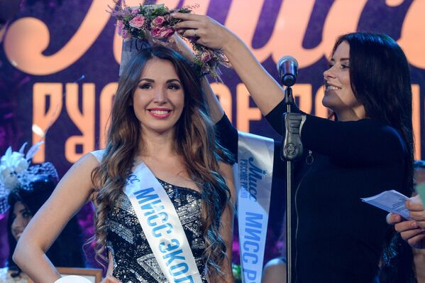 Мисс Алина Головина на всероссийском конкурсе красоты Мисс Русское радио в Барвиха Luxury Village в Москве