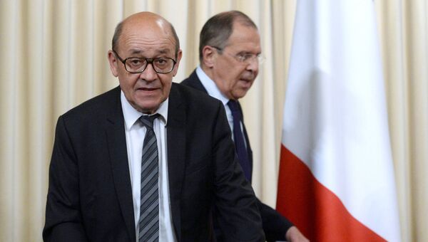 Министр иностранных дел РФ Сергей Лавров и министр иностранных дел Франции Жан-Ив Ле Дриан. 20 июня 2017