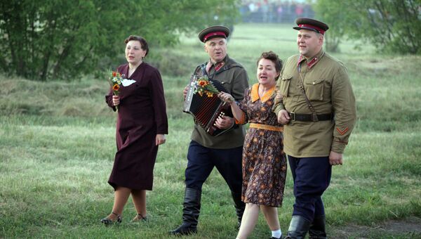 Участники исторической реконструкции, посвященной Дню памяти и скорби о погибших в Великой Отечественной войне в Бресте