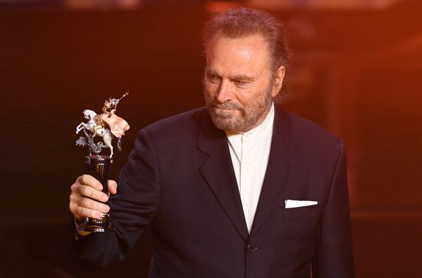 Итальянский актёр Франко Неро на церемонии открытия 39-го Московского международного кинофестиваля в Москве