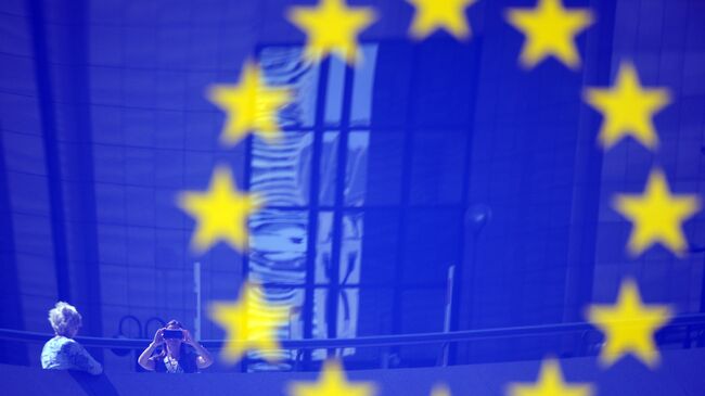 Флаг ЕС в Европейском квартале в Брюсселе. Архивное фото