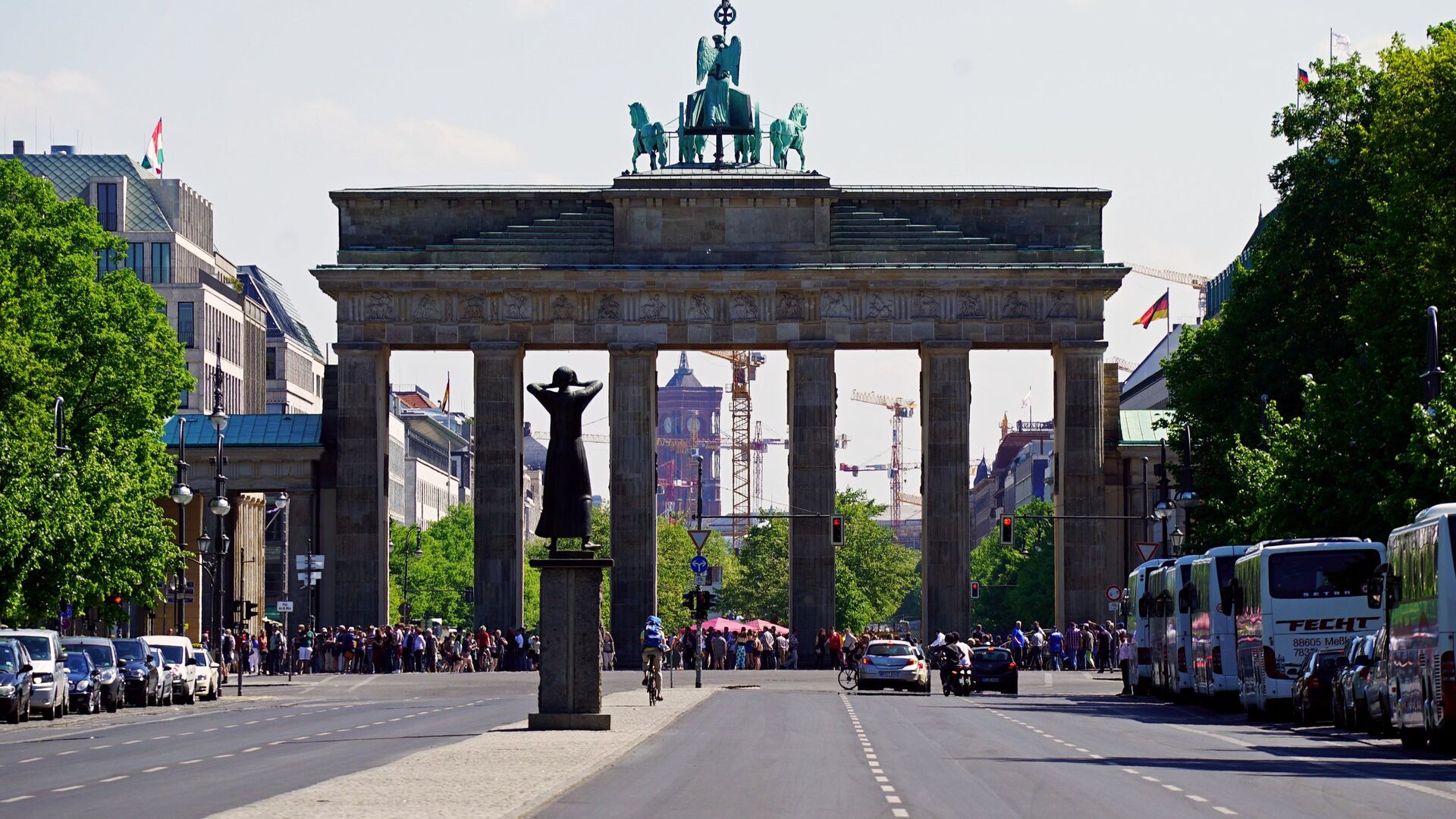 Вид на Бранденбургские ворота в Берлине - РИА Новости, 1920, 20.08.2022