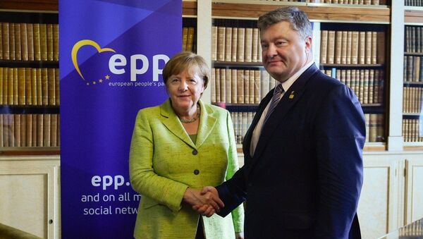 Канцлер Германии Ангела Меркель и президент Украины Петр Порошенко. Архивное фото