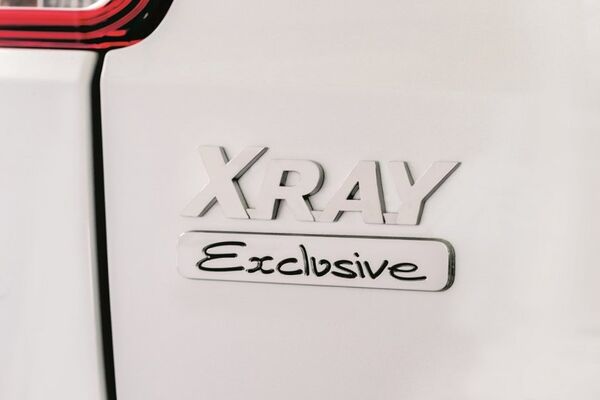 Логотип автомобиля Lada Xray Exclusive Логотип автомобиля Lada Xray Exclusive