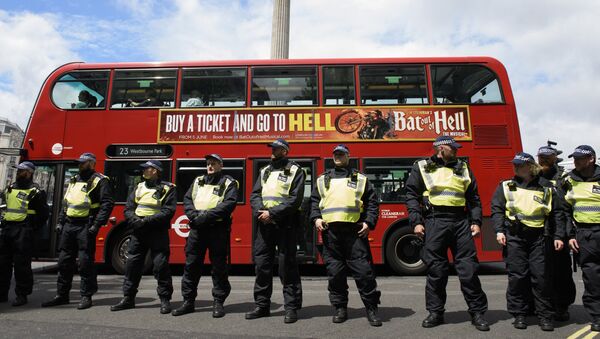 Полицейские на Трафальгарской площади в Лондоне. Архивное фото