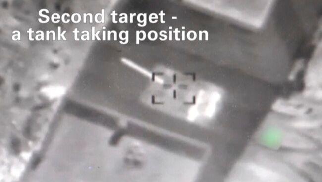 Стоп-кадр с видео ВВС Израиля, показывающий уничтожение цели в сирийской провинции Кунейтра в результате израильского авиаудара. 24 июня 2017