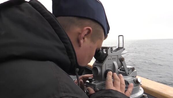 Пуск баллистической ракеты Булава с подводного крейсера Юрий Долгорукий