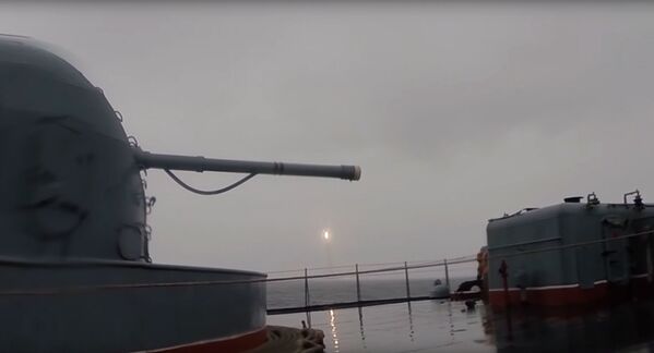 Пуск баллистической ракеты Булава с подводного крейсера Юрий Долгорукий. 26 июня 2017