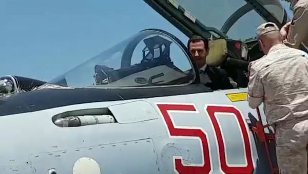Асад за штурвалом российского Су-35 – президент Сирии посетил авиабазу Хмеймим