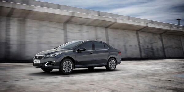 Автомобиль Peugeot 408 Автомобиль Peugeot 408