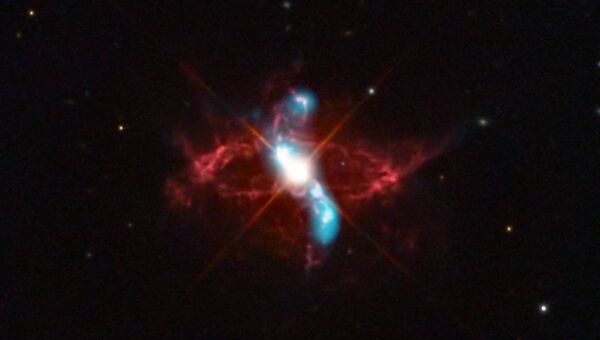 Симбиотические звезды R Aqr снятые телескоп Чандра