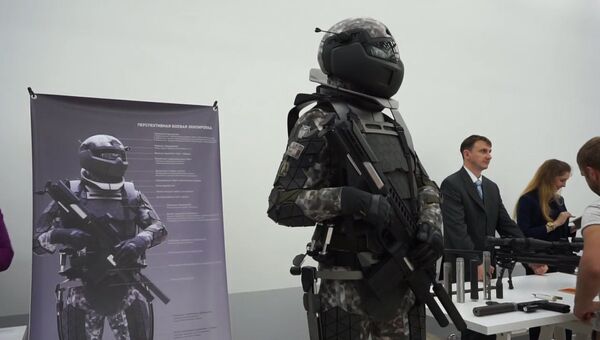 Экипировка солдата будущего на выставке в Москве