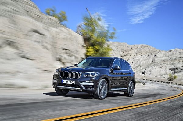 Автомобиль BMW X3 Автомобиль BMW X3