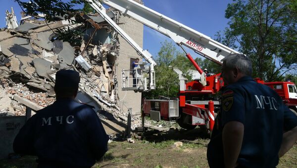 Здание Донецкого национального университета экономики и торговли было повреждено в результате взрыва. 29 июня 2017