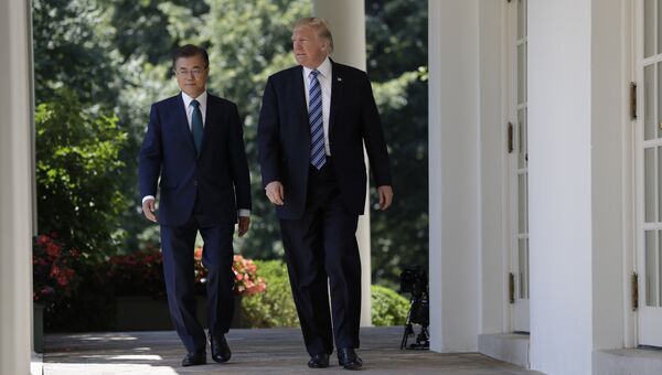 Президент США Дональд Трамп и президент Южной Кореи Мун Чжэ Ином в Белом доме, Вашингтон. 30 июня 2017