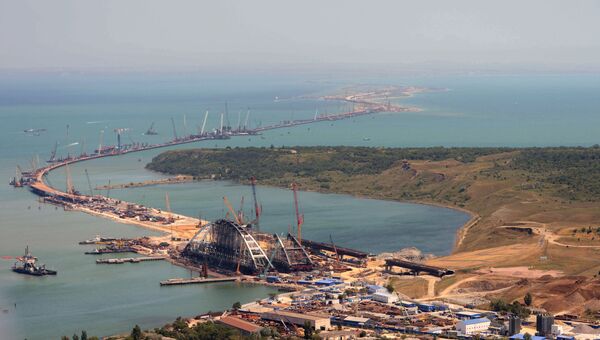 Строительство железнодорожной части Керченского моста в Крыму