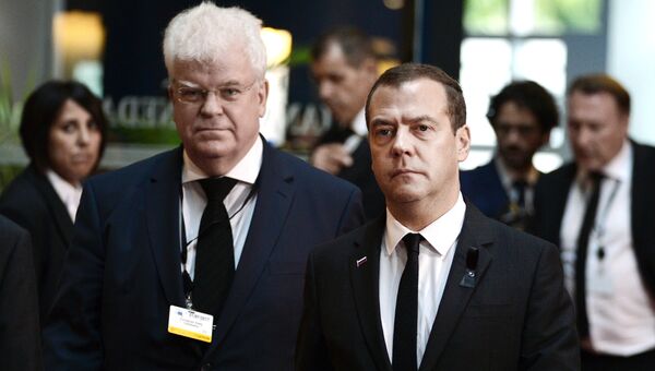 Дмитрий Медведев перед началом церемонии прощания с бывшим федеральным канцлером Федеративной Республики Германия Гельмутом Колем. 1 июля 2017
