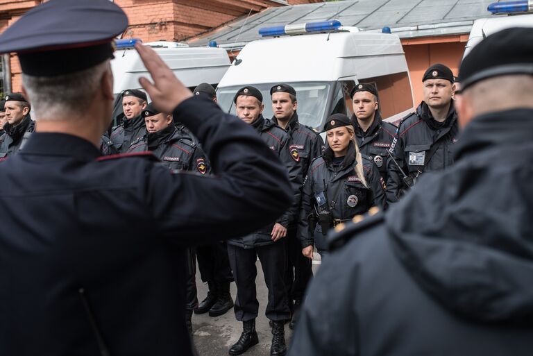 Инструктаж перед выходом на патрулирование Инструктаж перед выходом на патрулирование