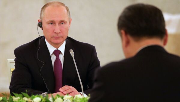 Президент РФ Владимир Путин во время российско-китайских переговоров. 4 июля 2017