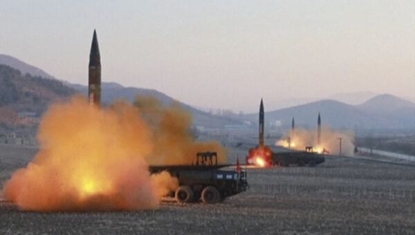 Запуск четырех баллистических ракет с территории Северной Кореи