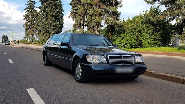 Mercedes-Benz S-класса Pullman, который, по словам владельца, ранее принадлежал первому президенту России Борису Ельцину