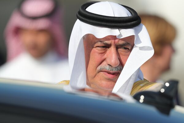 Премьер-министр Саудовской Аравии Ибрагим Абдулазиз аль-Ассаф в аэропорту Гамбурга