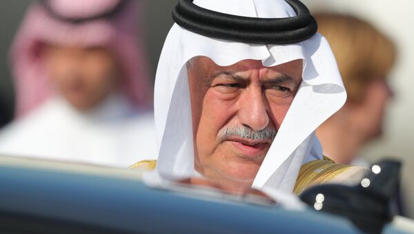 Премьер-министр Саудовской Аравии Ибрагим Абдулазиз аль-Ассаф в аэропорту Гамбурга