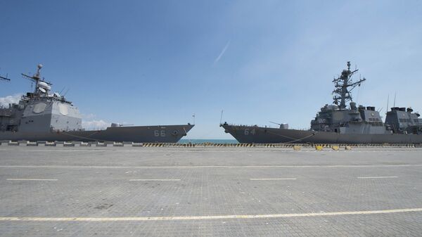 Корабли ВМС США USS Hue City и USS Carney в порту Одессы, Украина. 10 июля 2017