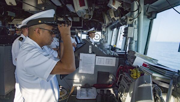 Экипаж корабля ВМС США USS Hue City. 10 июля 2017