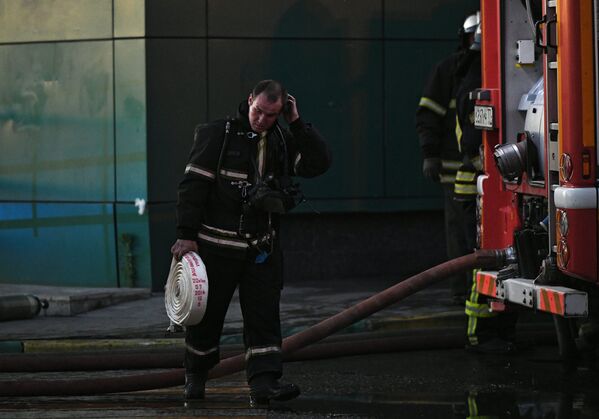Пожар в ТЦ РИО в Москве