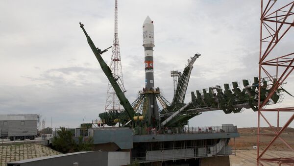 Ракета-носитель Союз-2.1а установлена в пусковую систему стартовой площадки №31 космодрома Байконур