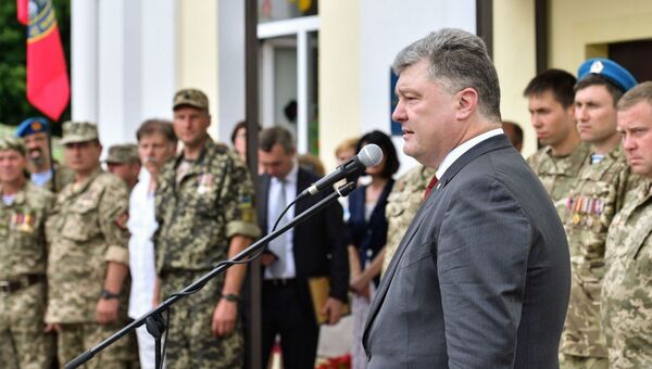 Рабочая поездка президента Украины Петра Порошенко в Сумскую область. Архивное фото